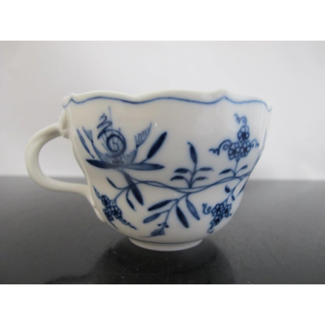 Meissen Porcelain Meissen Blue Onion Porcelain Scallop Rim Coffee Cup & Saucer For Sale - Image 4 of 9