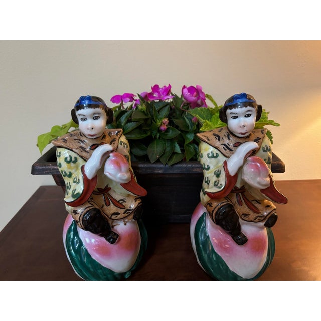 Estimated Period: Mid-20th Century (Circa 1960s–1980s) Style: Chinoiserie / Hollywood Regency / Grand-millennial...