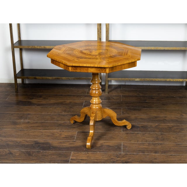 Italian 19th Century Octagonal Table with Saint George and the Dragon Marquetry For Sale In Atlanta - Image 6 of 12