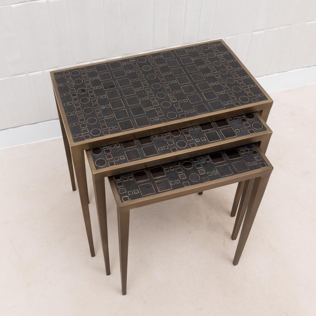 2020s Set of 3 Nesting Tables in Black Shagreen and Black Pen Shell With Bronze Patina Brass by R&y Augousti For Sale - Image 5 of 12