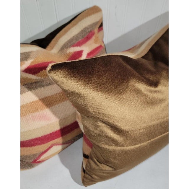 1940s Hand Woven Pair of Wool Pillows For Sale - Image 5 of 5