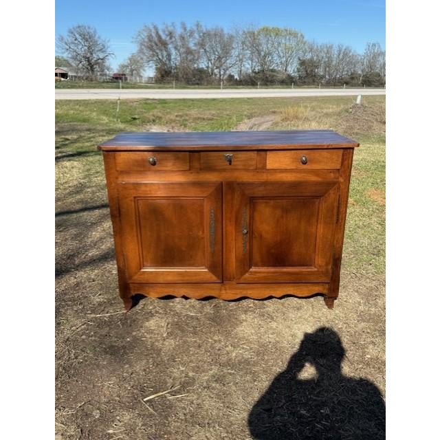 French Provincial 18th Century French Country Louis XV Solid Walnut Sideboard / Buffet For Sale - Image 3 of 16
