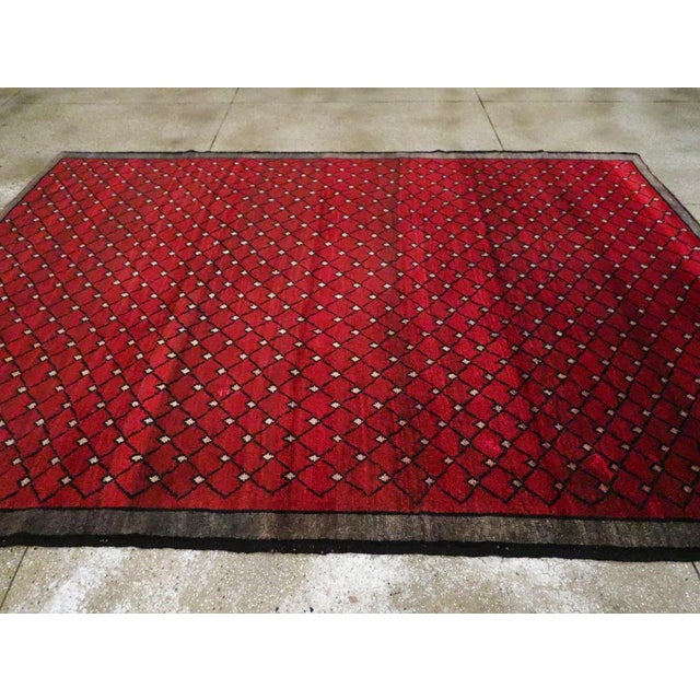 Galerie Shabab Collection Mid-20th Century Handmade Turkish Anatolian Room Size Carpet For Sale In New York - Image 6 of 10