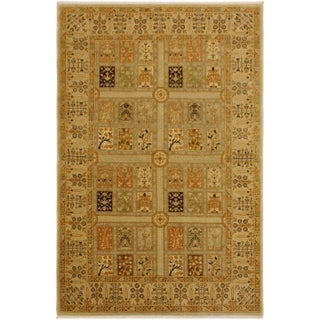 1980s Semi Vintage Lt. Tan/Lt. Gray Turkish Hand-Knotted Rug -4'2 X 5'7 For Sale