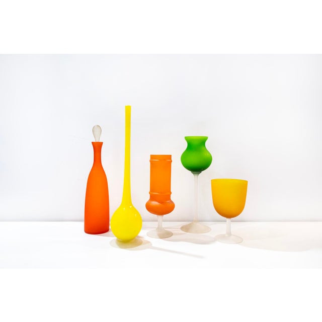 1960s Italian Murano Glass Vases by Carlo Moretti, 1960s, Set of 5 For Sale - Image 5 of 5