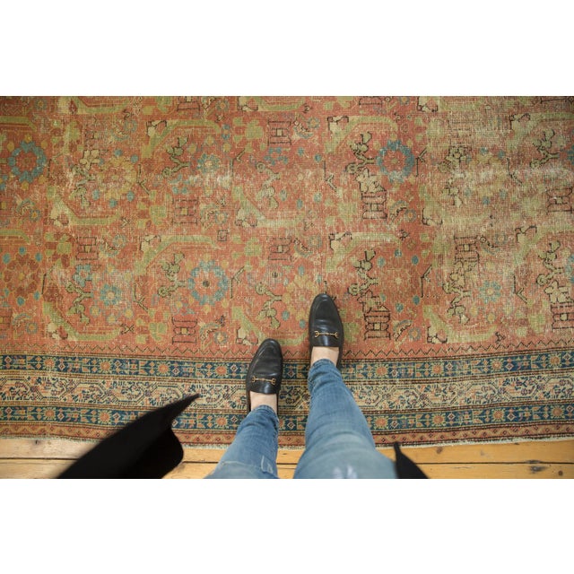 :: Allover covered field in oversized herati motif featuring rare abundance of pale green. Fantastic drawing in large...