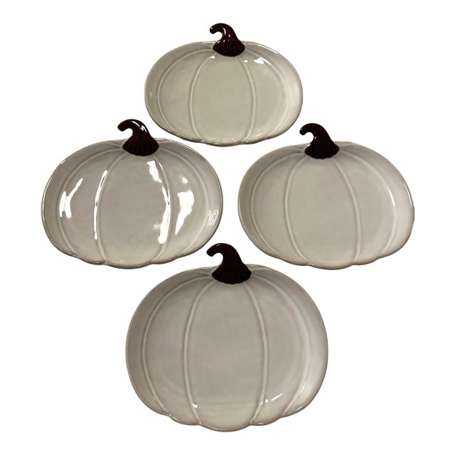 Vintage Crofton White Harvest Pumpkin Plates - A Set 4 For Sale