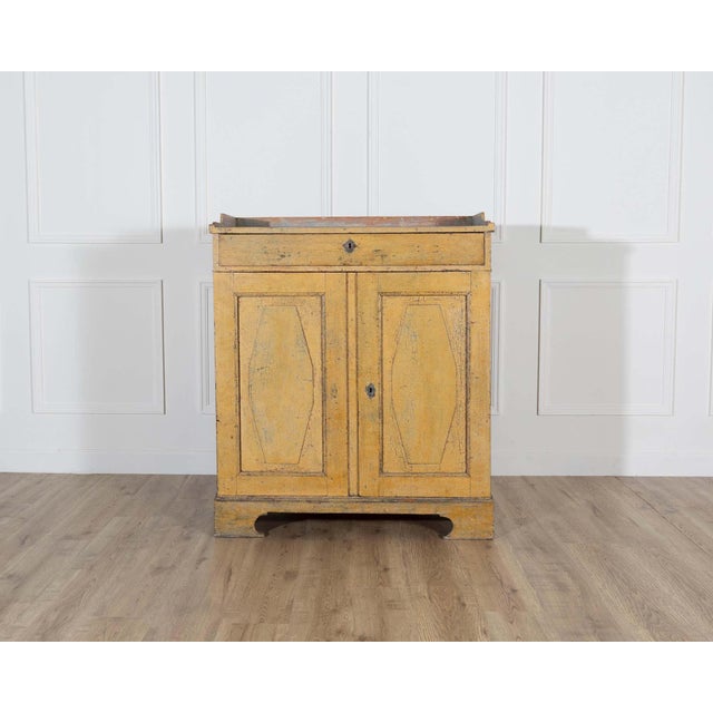 Early 19th Century Swedish Gustavian Period Buffet in Original Yellow Paint, Late 18th Century For Sale - Image 5 of 12