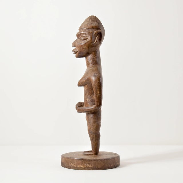 Brown Early 20th Century Senufo Female Figure Côte d'Ivoire For Sale - Image 8 of 12