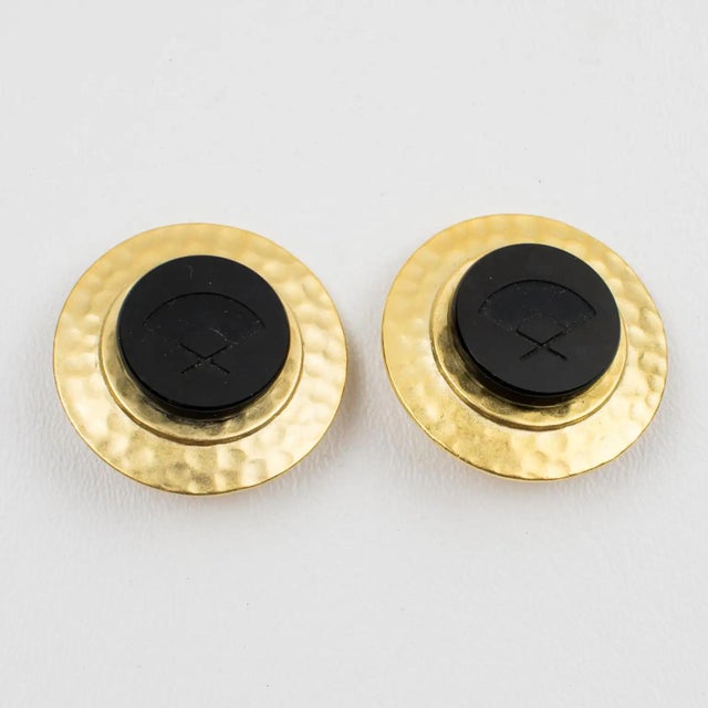 Karl Lagerfeld Karl Lagerfeld Paris Gilt Metal Clip Earrings with Black Intaglio For Sale - Image 4 of 8