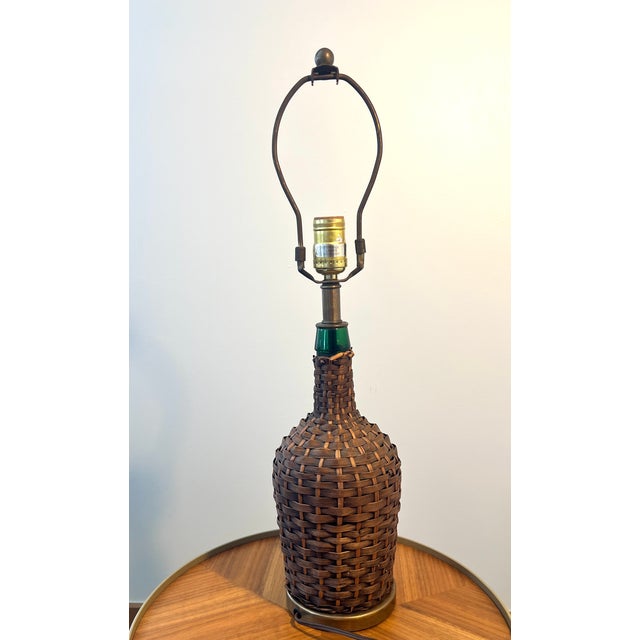 Mid-Century Modern Vintage Woven Wicker Wrapped Green Bottle Table Lamp For Sale - Image 3 of 17