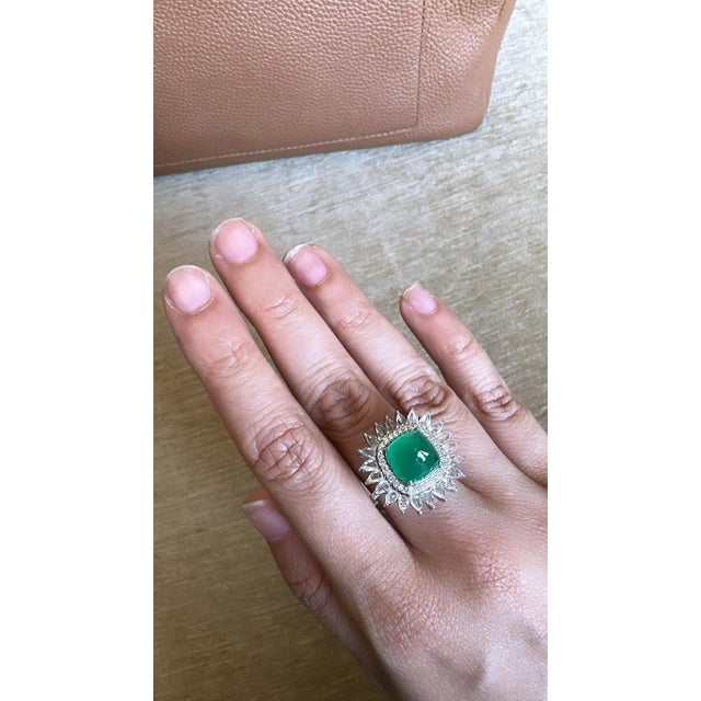 Modern 5.88 Carats, Natural Zambian Emerald Sugarloaf & Rose Cut Diamonds Cocktail Ring, Size 7 For Sale - Image 3 of 9