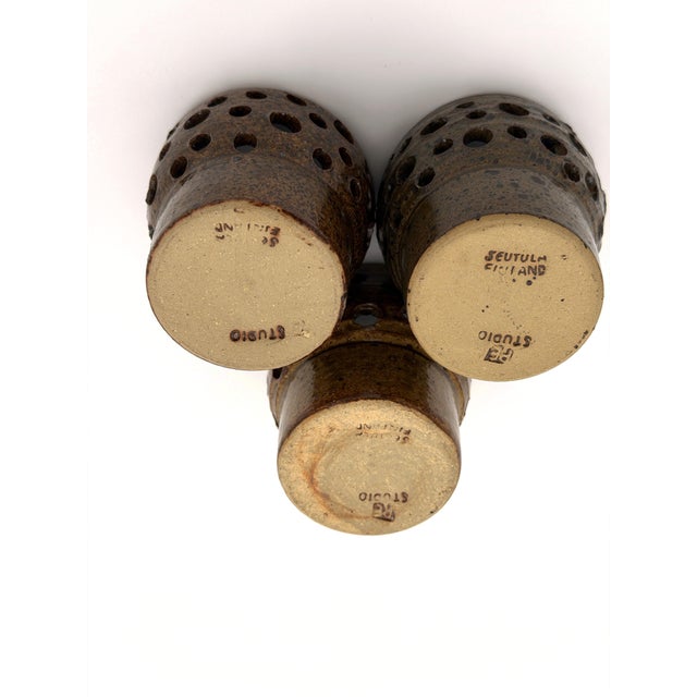 Brutalist Stoneware Candleholders by Pentti Envala for Studio Seutula, Finland, 1970s, Set of 3 For Sale - Image 3 of 4