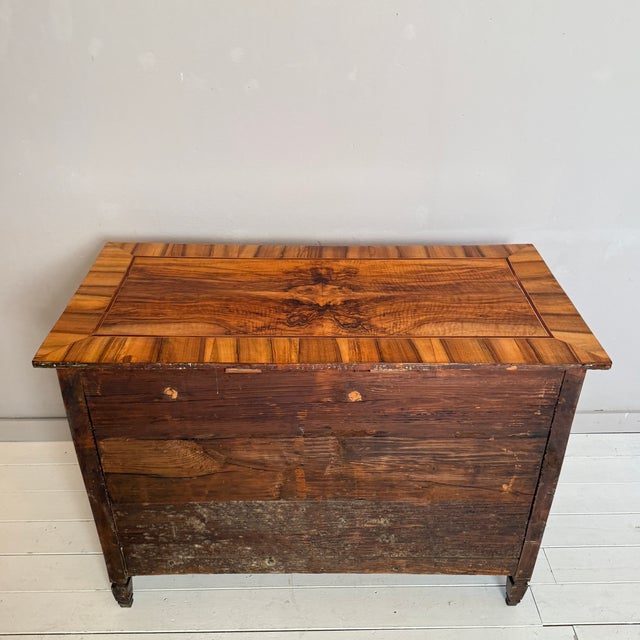 Louis XVI German Walnut Commode with Geometric Inlays, 1780 For Sale - Image 12 of 13