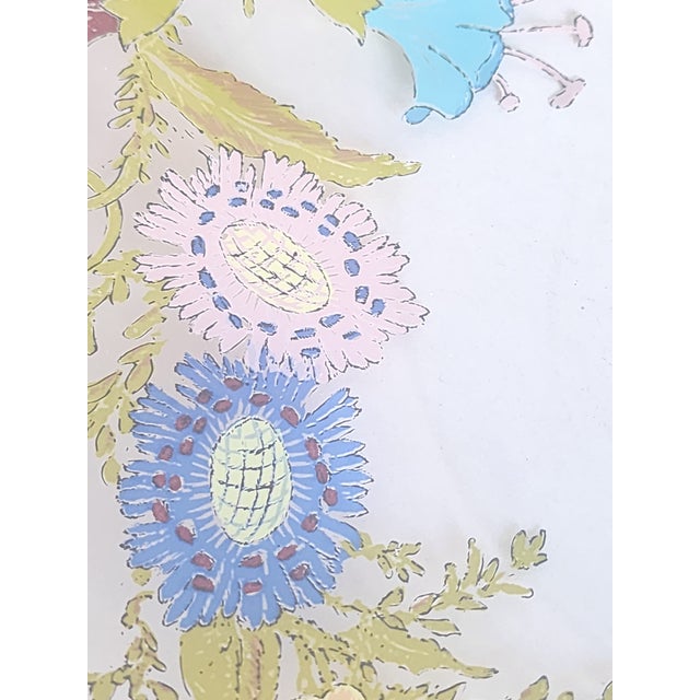 Mid-Century Modern 1940s Dorothy Thorpe Wildflowers and Ribbon Sheet Glass Oval Serving Bowl For Sale - Image 3 of 12