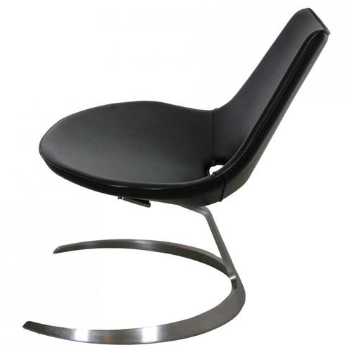 Fabricius and Kastholm Scimitar chair upholstered in black leather and with a frame of steel. The chair is from around the...
