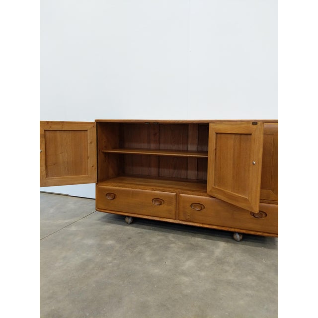 Vintage Mid Century Modern Credenza / Sideboard by Ercol For Sale In New York - Image 6 of 8