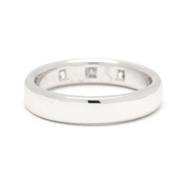 Tiffany and Co. Tiffany & Co .25ctw Diamond Band Ring, Platinum, Ring Size 6 For Sale - Image 4 of 8