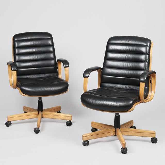 Black Vintage Chairs with Oak Frame and Black Leather by Albert Stoll for Stoll Giroflex, 1980s, Set of 2 For Sale - Image 8 of 8