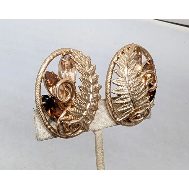 Mid-Century Modern Vintage 1950s Signed Napier Goldtone Faux-Topaz & Citrine Fern Clip Earrings-2 Pieces For Sale - Image 3 of 8