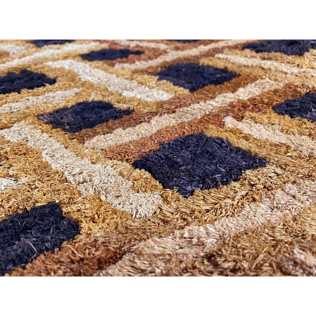 Vintage African Kuba Kasai Velvet Raffia Textile Zaire 23 "By 22" For Sale - Image 4 of 9