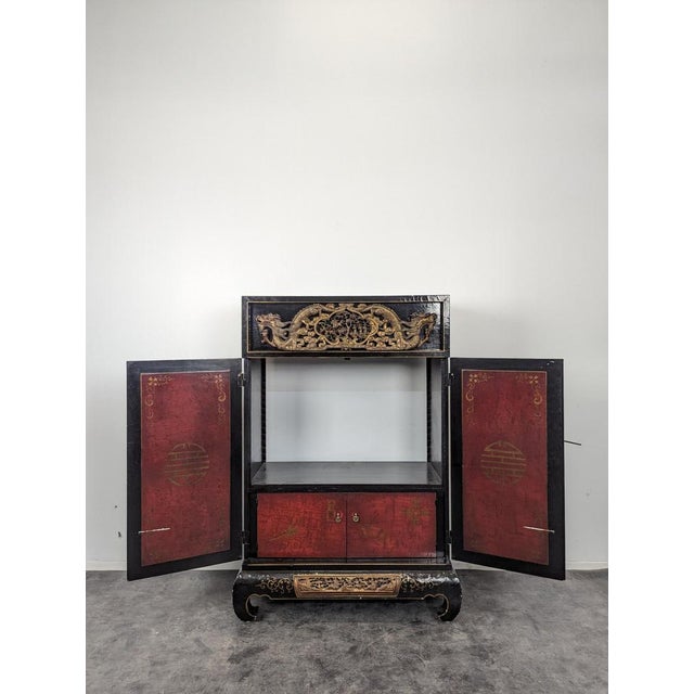 Early 20th Century Chinese Lacquer Sideboard For Sale - Image 3 of 11