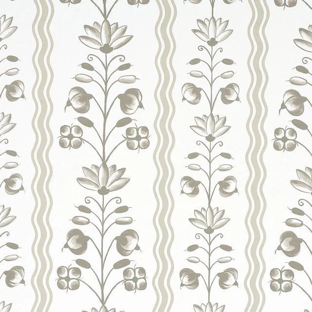 Schumacher Sample - Schumacher x Marie-Anne Oudejans Delft Waves Wallpaper in Neutral For Sale - Image 4 of 4