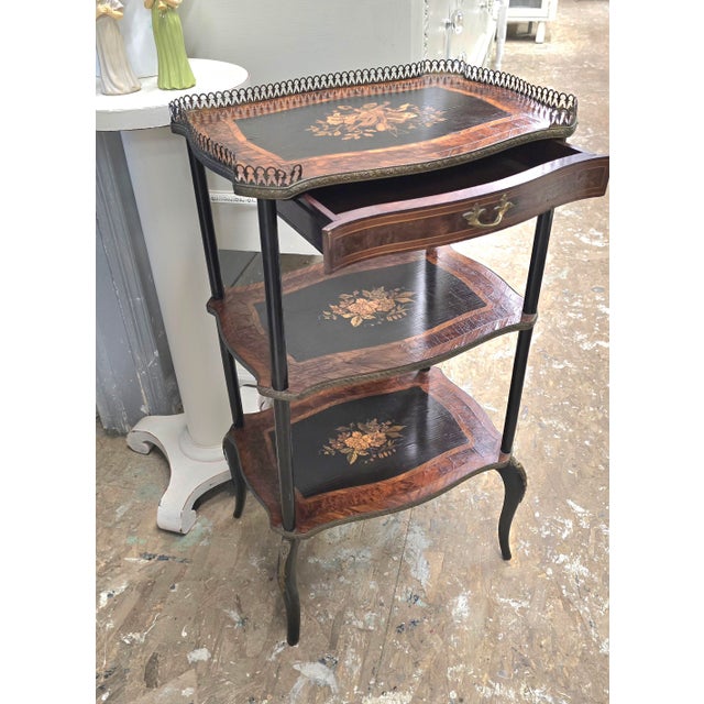 This ia fine antique, well preserved, for how old it is .As you can see in the pics, quite a lot of craftsmanship went...