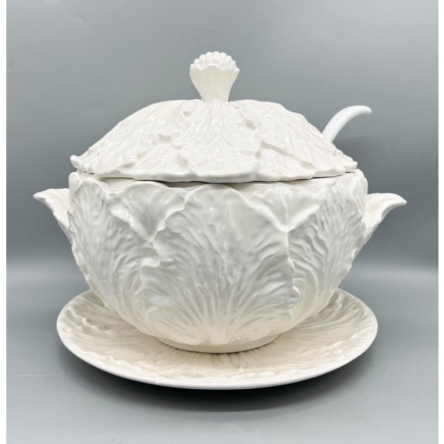 Mid-Century California Pottery White Cabbage Tureen With Underplate and Ladle - Hollywood Regency, Traditional, Grandmillennial For Sale - Image 11 of 16