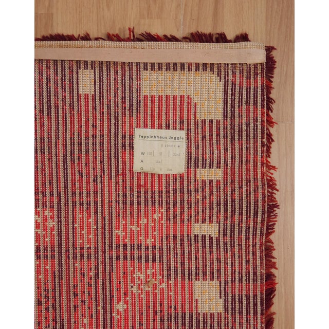 Red Mid-Century Modern Rug in Wool, Germany, 1970s For Sale - Image 8 of 9