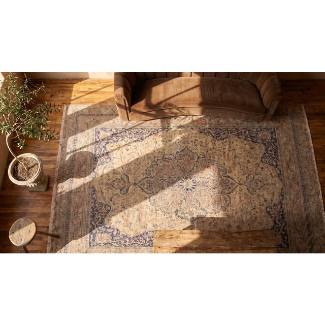Textile 1920s Ivory Medallion Antique Turkish Formal Sivas Rug 8' X 9'9" Hand Knotted Wool Carpet For Sale - Image 7 of 9