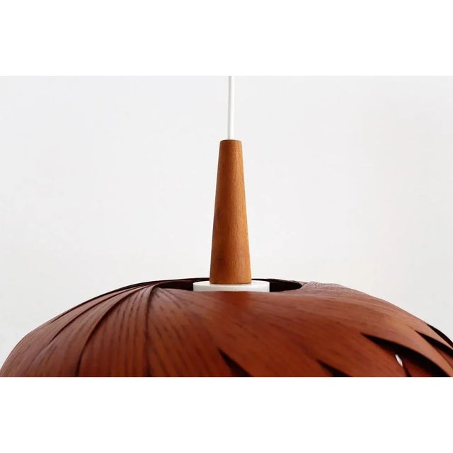 Organic Modernist Natural Teak Wood Veneer and Wicker Pendant Lamp, 1960s For Sale - Image 10 of 18