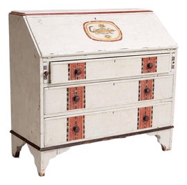 Example of Desks
