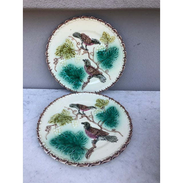 Small German majolica birds & grapes plate circa 1900.