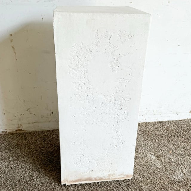 Postmodern White Plaster Pedestal For Sale In Miami - Image 6 of 6