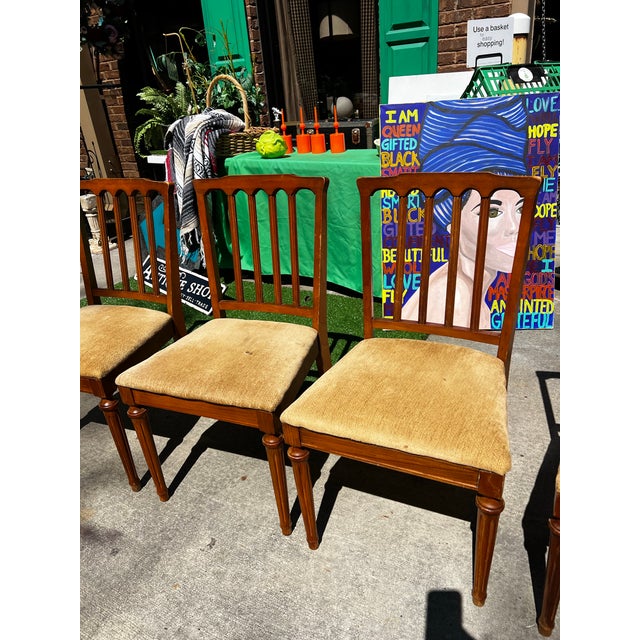 1970s Fluted Neoclassical Design Dining Chairs Entertaining Style- Set of 4 For Sale - Image 9 of 12