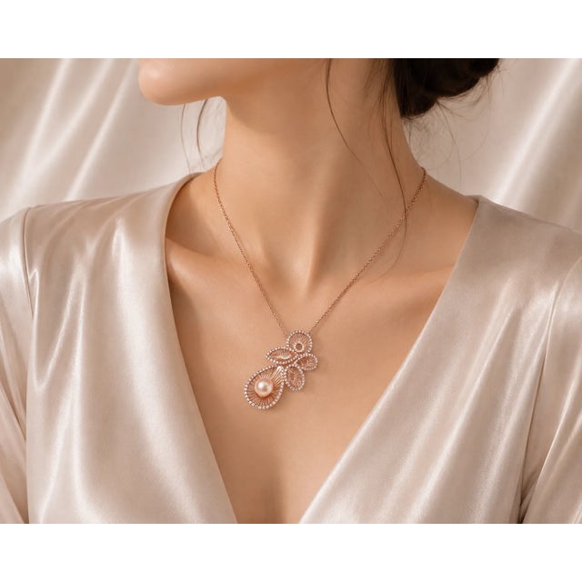 Traditional Late 20th Century 18K Rose Gold Champagne Diamond Pearl Pendant Necklace For Sale - Image 3 of 3
