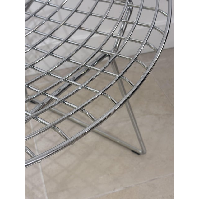 Chairs by Harry Bertoia for Knoll, 2010s, Set of 2, in Flawless conditions. Designed 1950 to 1959 This piece has an...