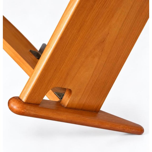 Vintage double bed – wooden bed frame from the 60s This stylish vintage double bed combines a warm wooden aesthetic with...