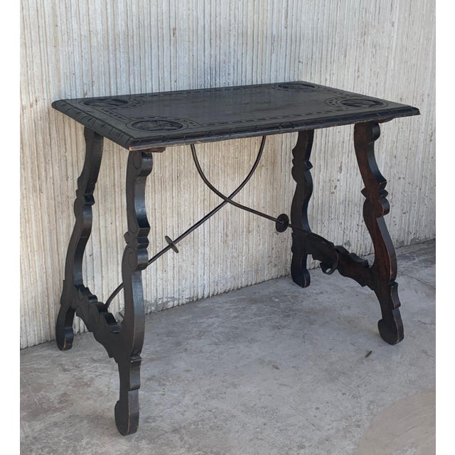 19th Century Spanish Baroque Side Table with Carved Top & Legs & Iron Stretchers For Sale - Image 16 of 18