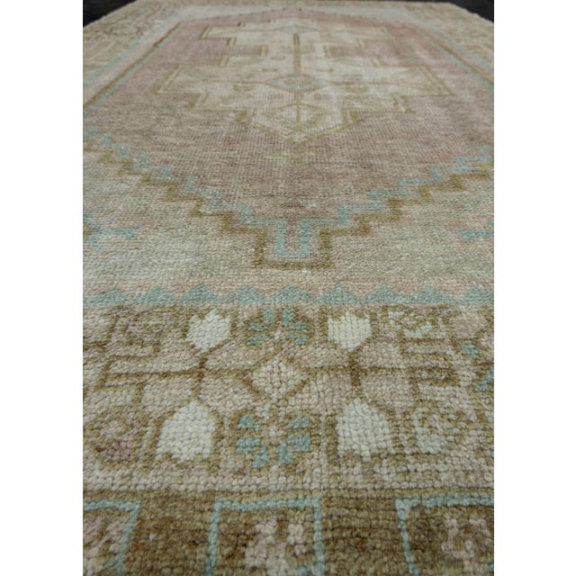 Early 21st Century Turkish Vintage Anatolian Rug 4' x 6'5" #17115 For Sale - Image 5 of 8