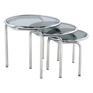 Italian Round Chrome Nesting Tables with Smoked Glass, Set of 3 For Sale