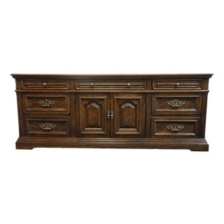 Drexel Heritage Bishopsgate Collection English Tudor Style 80" Triple Door Dresser 122-140-2 For Sale