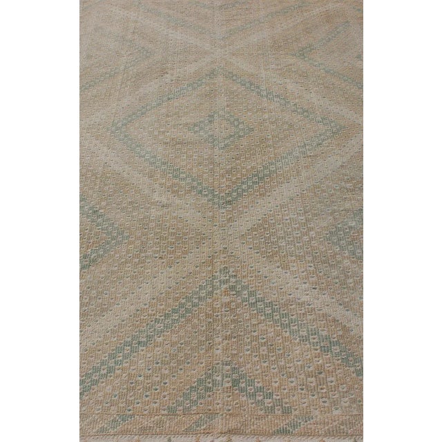Mid 20th Century Vintage Turkish Flat-Weave Kilim With Diamond Geometric Design in Taupe, Tan For Sale - Image 5 of 12