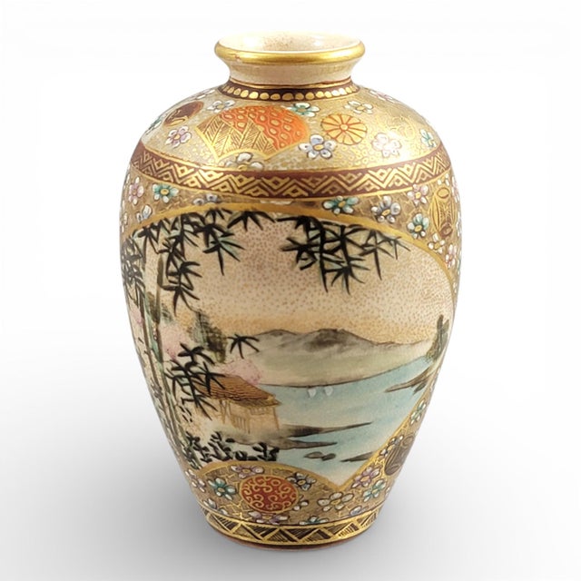 Antique Japanese Satsuma Earthenware Vase from Shuzan, Late 19th Century For Sale - Image 6 of 10