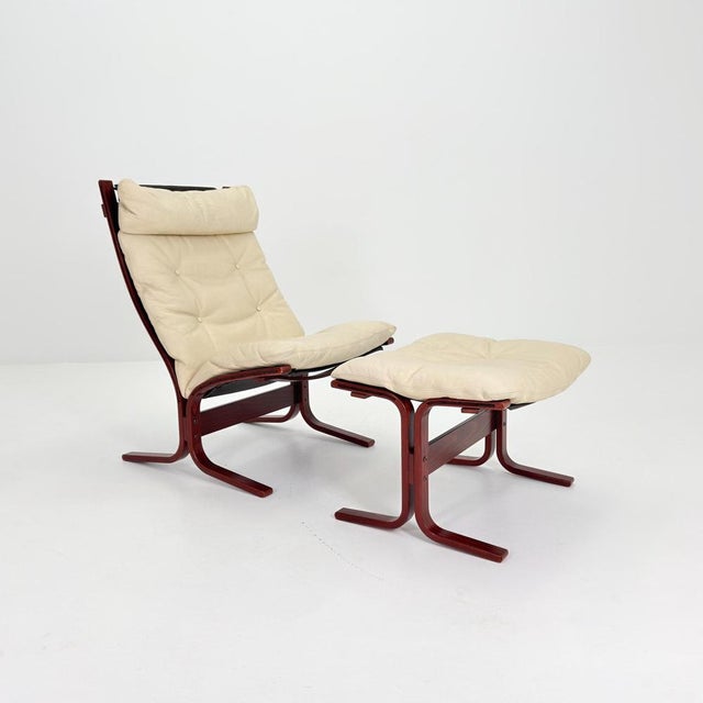 Set of Mid-Century Modern Siesta Chair and Ottoman in Cream White Leather by Ingmar Relling, 1970s For Sale - Image 18 of 18
