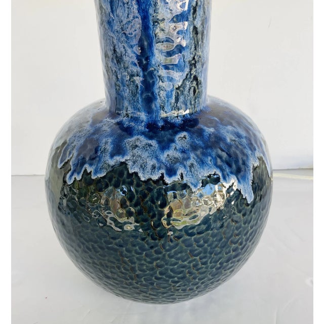 Currey & Company Currey& Company Abstract Modern Blue Glaze Gourd Kelmscott Table Lamp For Sale - Image 4 of 4