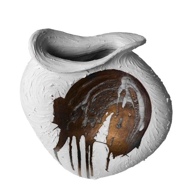 Contemporary White & Gold Sculptural Vessel – No. 119 by Beverly Morrison For Sale - Image 3 of 4