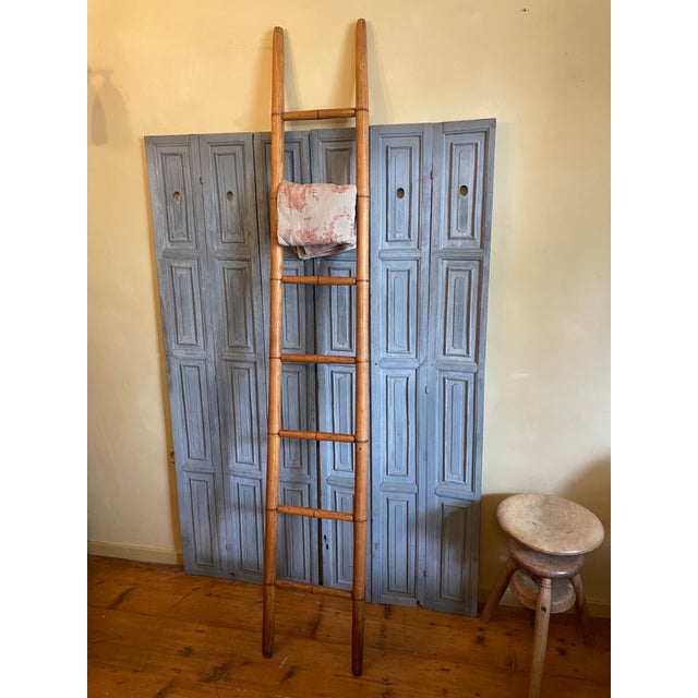 French Library Ladder in Faux Bamboo, 1890s For Sale - Image 3 of 11