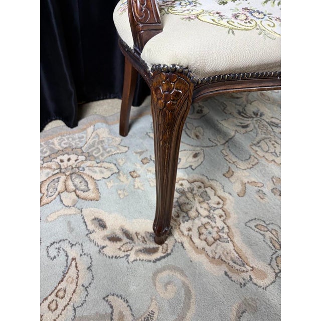 Vintage French Louis XV Style Upholstered Romantic Settee / Loveseat Settee For Sale - Image 18 of 18